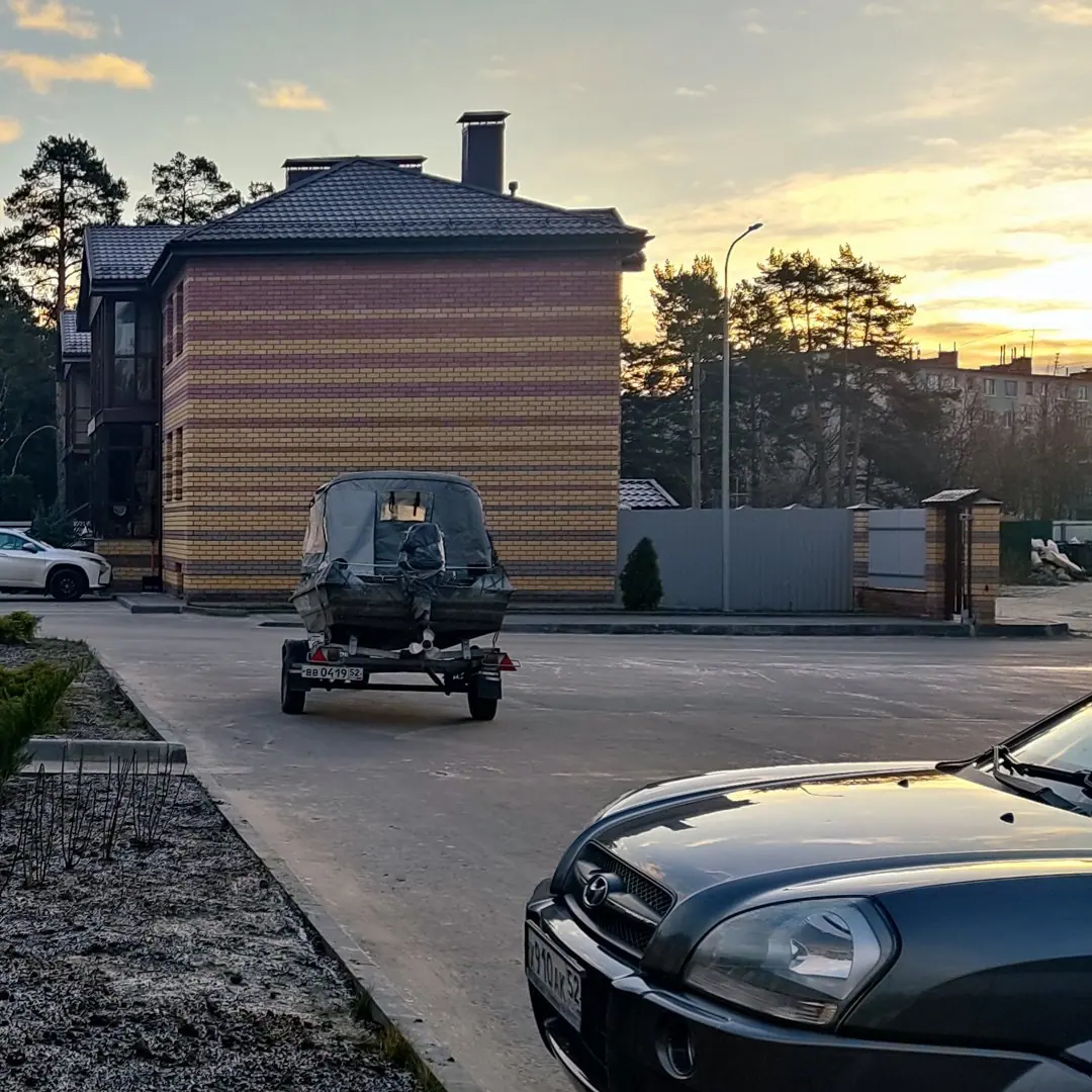 Гостевая парковка — фото 1